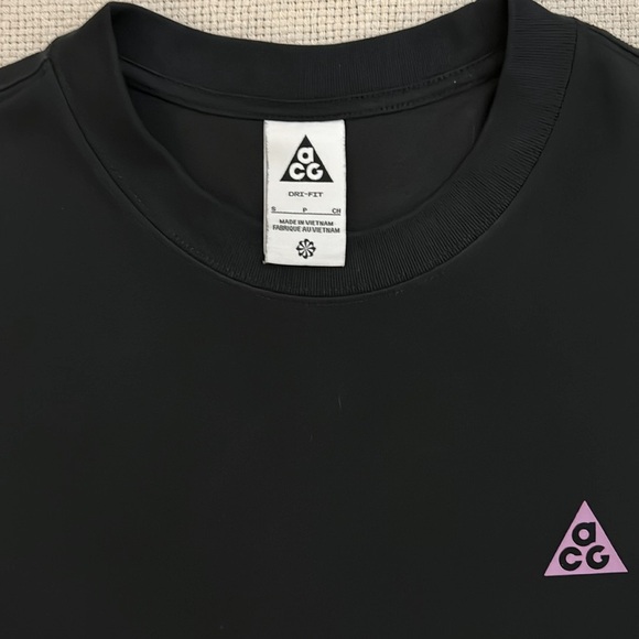 Nike ACG Cosmic Coast Long Sleeve T-Shirt - Picture 4 of 7